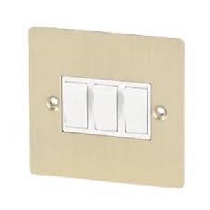 Volex 10A 3-Gang 2-Way Switch Wht Ins Brushed Brass Flt Plt