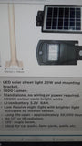 Light LED Street 20W Solar 1600Lm 345x205mm complete with fixing pole