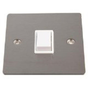 Volex 10A 1-Gang 2-Way Switch Wht Ins PC Angled