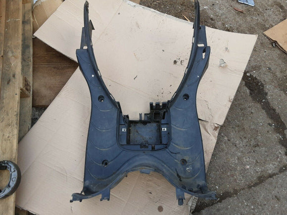 HONDA PES125 PS125 2007 main foot rest and battery box compartment