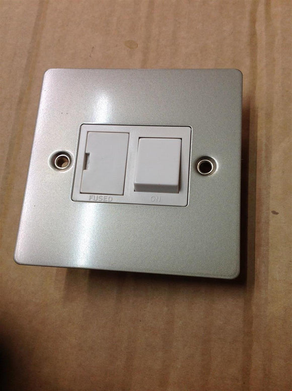 VOLEX 13A FUSED SWITCH WHITE INSERTS SATIN CHROME